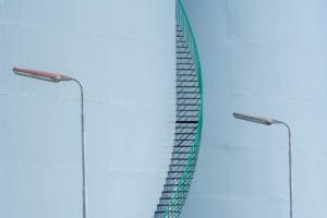 Read more about the article Dezvoltare Personală pentru Navigatori în 2026: Ghidul Cursurilor Online și Certificărilor Maritime din România care Te Propulsează în Carieră