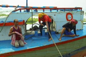 Read more about the article Ghidul Esențial al Navigatorului: Sfaturi și Trucuri pentru o Cariera Maritimă de Succes