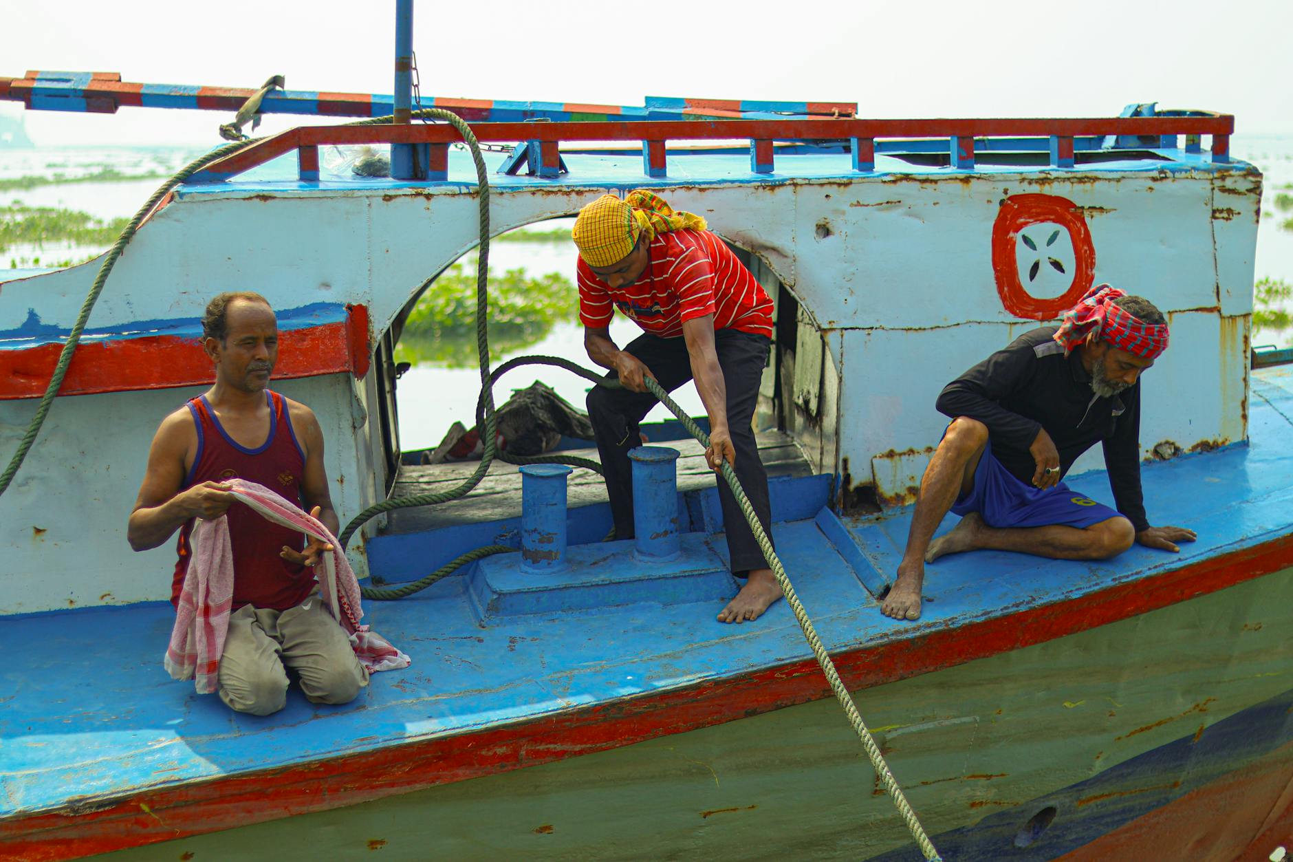 You are currently viewing Ghidul Esențial al Navigatorului: Sfaturi și Trucuri pentru o Cariera Maritimă de Succes