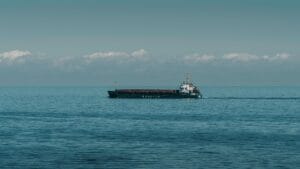 Read more about the article Cum să Începi O Carieră Maritimă ca Marinar Chelner cu Cursuri de Hospitalitate pe Nave