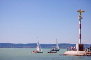 Read more about the article Care Este Impactul Cursurilor STCW Online asupra Meseriilor Maritime Căutate în România în Iulie 2026?