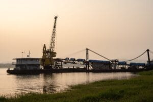 Read more about the article De ce Certificările STCW nu sunt Opționale pentru Succesul în Cariera Maritimă: Realitate vs Mituri
