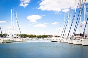 Read more about the article Top 5 Cursuri Maritime și Certificate STCW de Urmărit în România în 2026