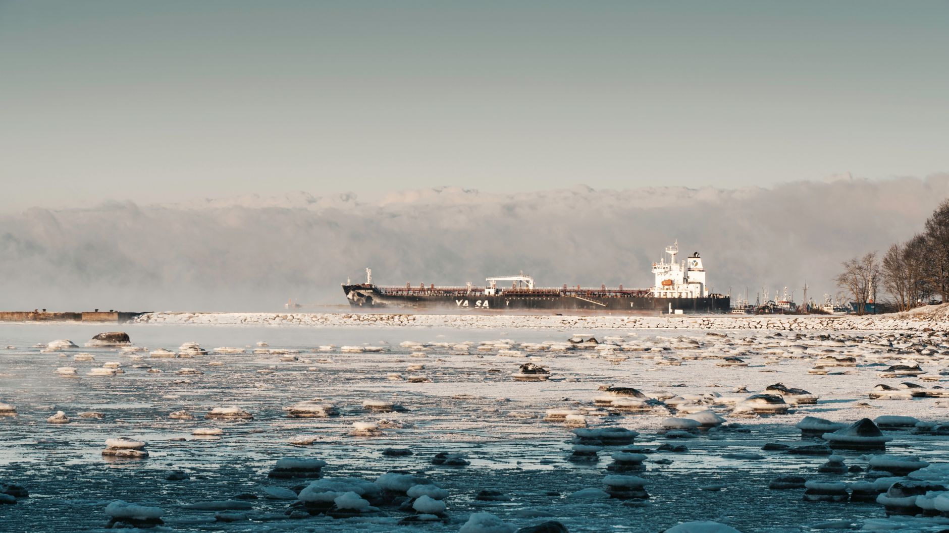 Cum îți influențează certificatul STCW șansele de angajare maritimă în august 2026? 1 You are currently viewing Cum îți influențează certificatul STCW șansele de angajare maritimă în august 2026?