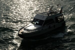 Read more about the article Top 5 Forumuri de Navigatori pentru Cariere Maritime de Succes în România